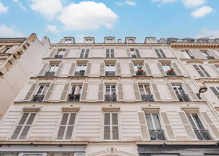 Dane - 1 A Ternes 파리