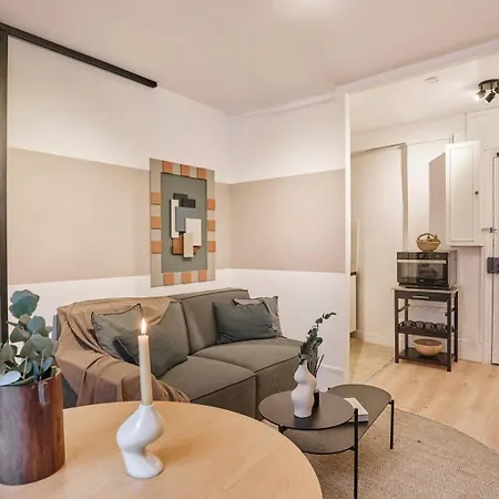 Dane - 1 A Ternes Parijs